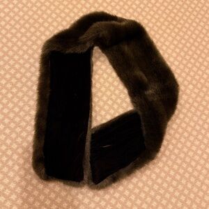 Eric Javits Elegant Brown Fur Scarf